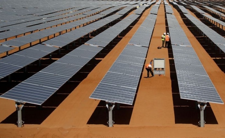 Giant solar park in Egypt’s desert