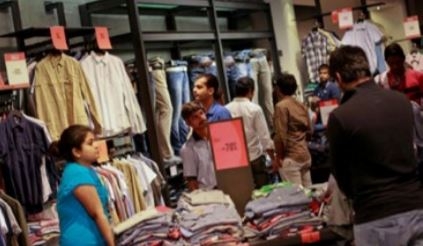 Mumbai bets on all-night shopping to lift India’s economy
