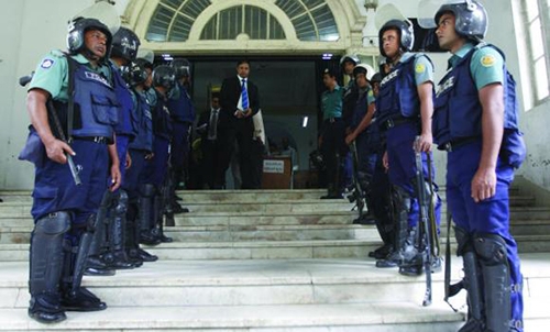 Bangladesh capital on alert ahead of war crimes verdict