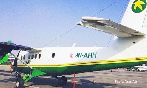 Emergency workers find bodies of Nepal plane crash victims