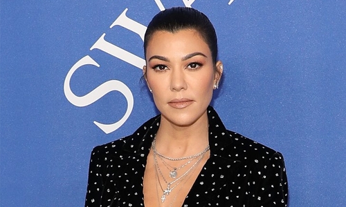 Kourtney cries herself to sleep Kourtney cries herself to sleep