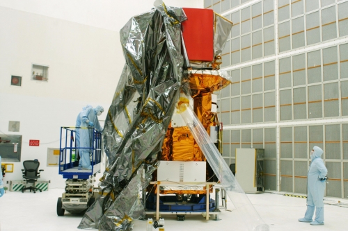NASA launches robot mission to rescue ageing Swift space telescope