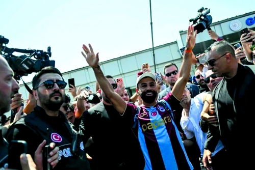 Salah arrives in Turkey for Trabzonspor talks Salah arrives in Turkey for Trabzonspor talks