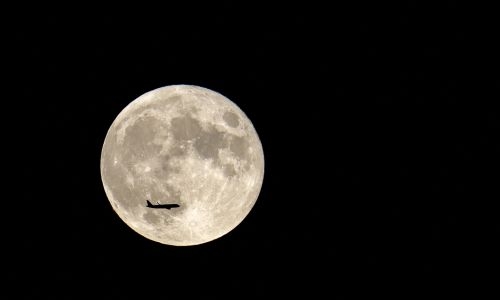 India plans manned Moon mission, space station India plans manned Moon mission, space station