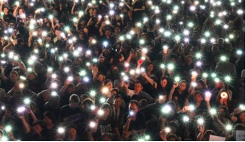 ‘Dancing aunties’ spark new Hong Kong protest ‘Dancing aunties’ spark new Hong Kong protest