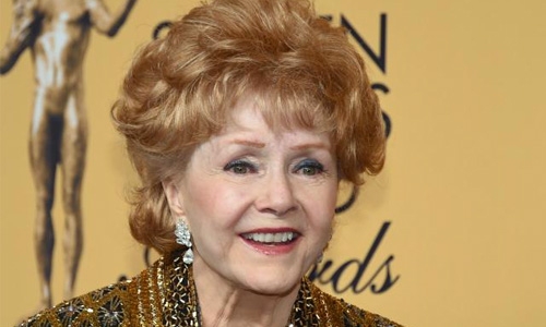 Actress Debbie Reynolds dies day after daughter Carrie Fisher