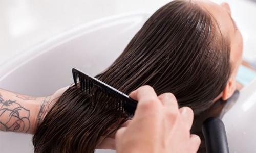 Risking health for beauty Risking health for beauty