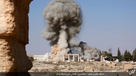 IS publishes images of Palmyra temple destruction