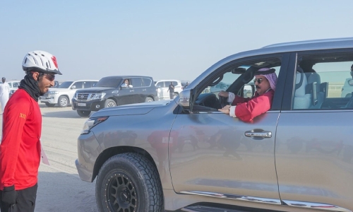 HM King Hamad congratulates Endurance Cup winners