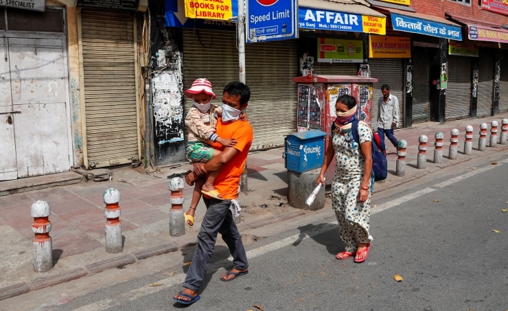 India to ease lockdown in rural areas from next week