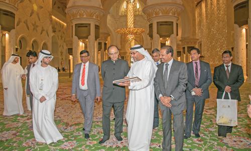 Explore the real America at LuLu Explore the real America at LuLu