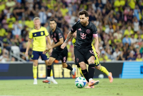 Messi bags hat-trick as Inter roar into playoffs with 5-2 win over Nashville