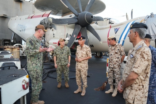 Bahrain’s Chief of Staff Visits USS Nimitz Bahrain’s Chief of Staff Visits USS Nimitz