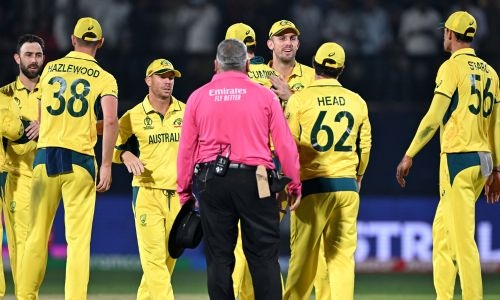 Australia edge New Zealand by five runs in World Cup epic Australia edge New Zealand by five runs in World Cup epic