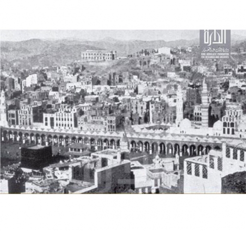 Makkah 108 years ago… Picture shows two minarets and Kaaba