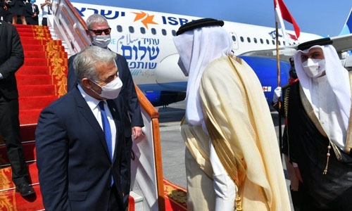 Israel foreign minister makes historic visit to Bahrain