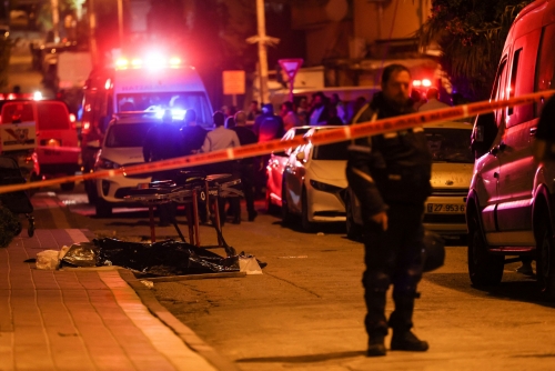 Three wounded in Israel knife attack