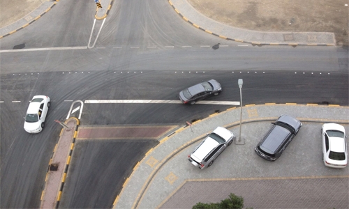 Noisy road works give Juffair residents sleepless nights Noisy road works give Juffair residents sleepless nights