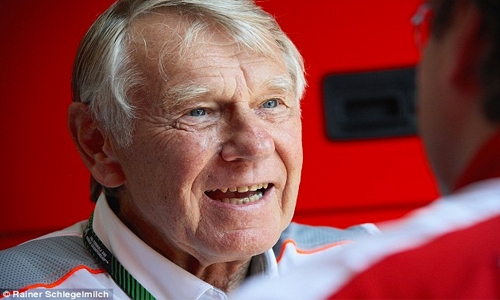 McLaren stalwart Alexander dies, aged 76