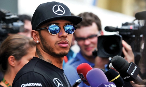 Hamilton dismisses ‘silly’ title talk Hamilton dismisses ‘silly’ title talk