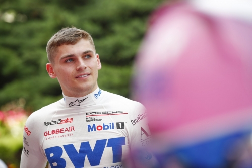 Harry King sets pace in Porsche practices Harry King sets pace in Porsche practices