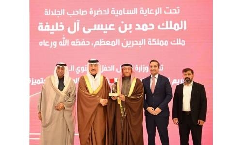 Gulf Air receives recognition for its efforts in Bahranization Gulf Air receives recognition for its efforts in Bahranization