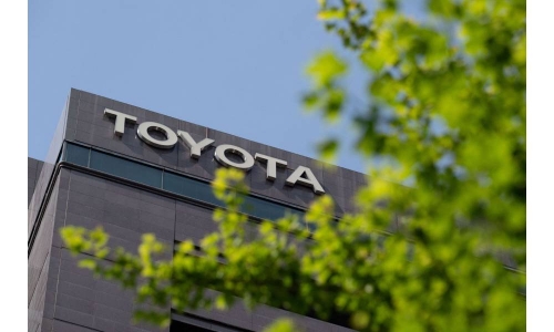 Toyota shares sink after Daihatsu suspension, US recall