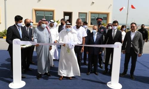 Bahrain Deputy Prime Minister inaugurates latest services at Al-Dur Jetty