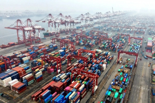 China trade beats forecasts in April despite Mideast war