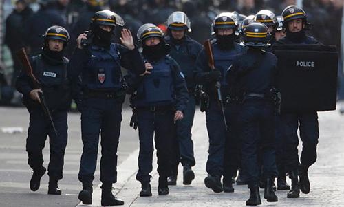 Fate of Paris attack 'mastermind' still unknown after raid Fate of Paris attack 'mastermind' still unknown after raid