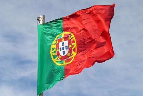 Portugal hit by general strike over labour reforms