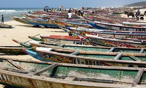 21 dead as boat capsizes in Senegal 21 dead as boat capsizes in Senegal