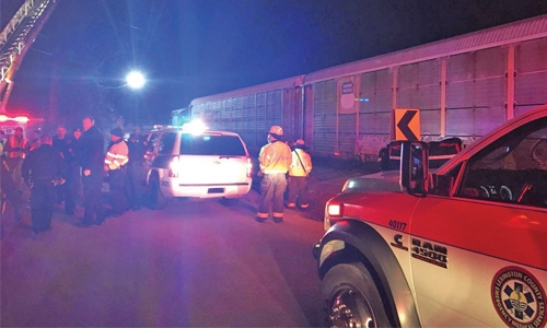 US train crash kills 2, injures 70