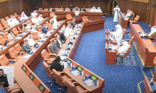 Bahrain MPs advocate stricter debt regulations for foreigners