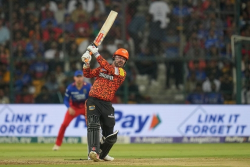 Records galore as Hyderabad beat Bengaluru after IPL best 287 Records galore as Hyderabad beat Bengaluru after IPL best 287
