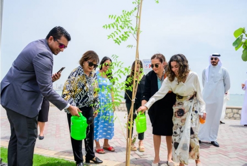 Nissan, Yousif & Aysha Almoayyed Foundation plant a tree for every car sold Nissan, Yousif & Aysha Almoayyed Foundation plant a tree for every car sold