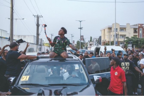 YouTuber IShowSpeed hits 50 million subscribers in Nigeria on Africa tour 