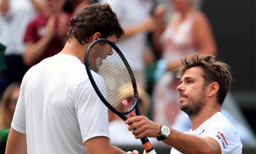 Wawrinka falls for tall tale Wawrinka falls for tall tale