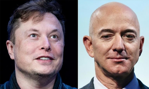 Egos clash in Bezos and Musk space race Egos clash in Bezos and Musk space race