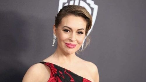 Alyssa Milano explains why police were called near her home