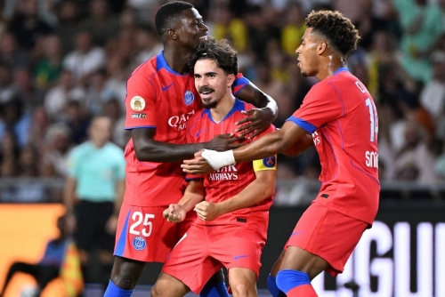 PSG get Ligue 1 title defence off to winning start