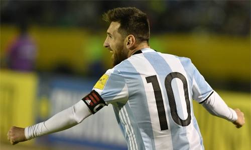 Messi lifts Argentina into World Cup berth Messi lifts Argentina into World Cup berth