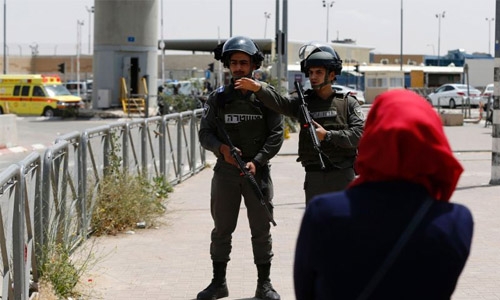 20 Palestinians shot, wounded in Israeli raid 20 Palestinians shot, wounded in Israeli raid