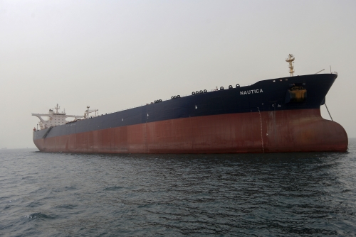 Big risks in oil transfer from rusting Yemen tanker: Greenpeace Big risks in oil transfer from rusting Yemen tanker: Greenpeace