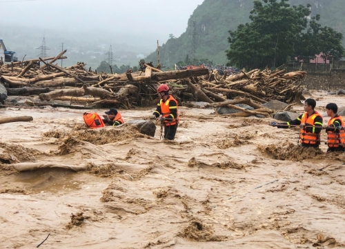 Flash floods, landslides kill 4 in northern Vietnam Flash floods, landslides kill 4 in northern Vietnam