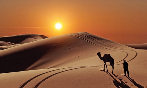 Turning sands into Power plants Turning sands into Power plants