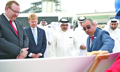 Crown Prince visits Alba Line 6 project