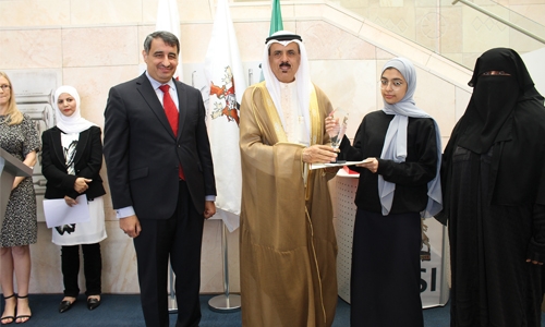 Spreading health awareness via art in Bahrain