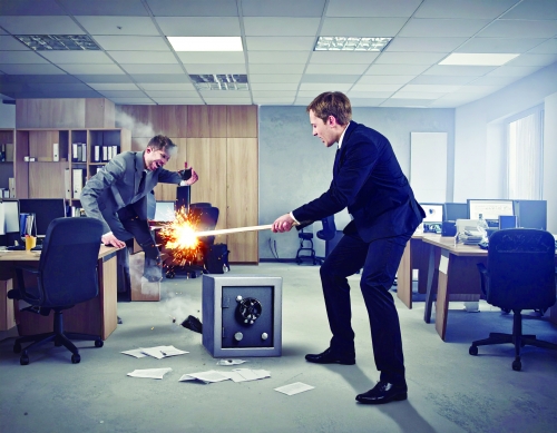 Man who tried to set company alight goes on trial 