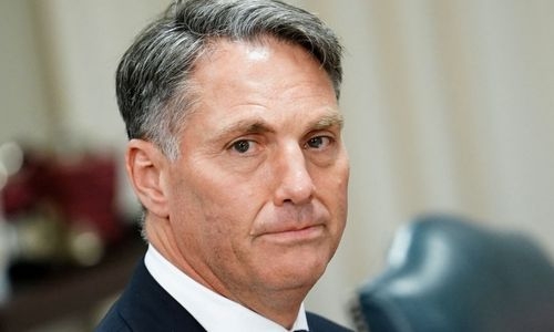 Australia investigating reports that its  pilots trained Chinese military 